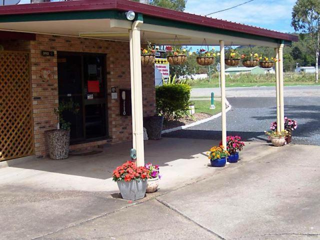 Tramway Motel Sarina Exterior photo